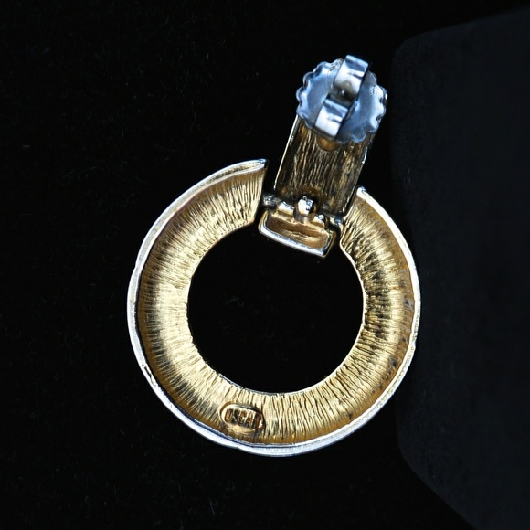 Vintage Oscar de la Renta Door Knocker Earrings - Picture 2 of 2